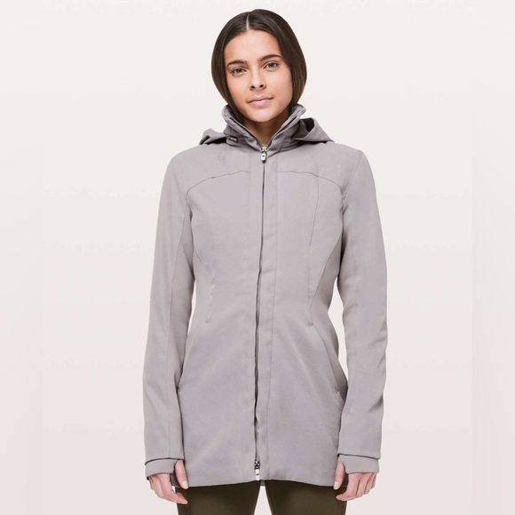 *SOLD* Lululemon “Like A Glove” Jacket in Dark Chrome - Picture 1 of 10